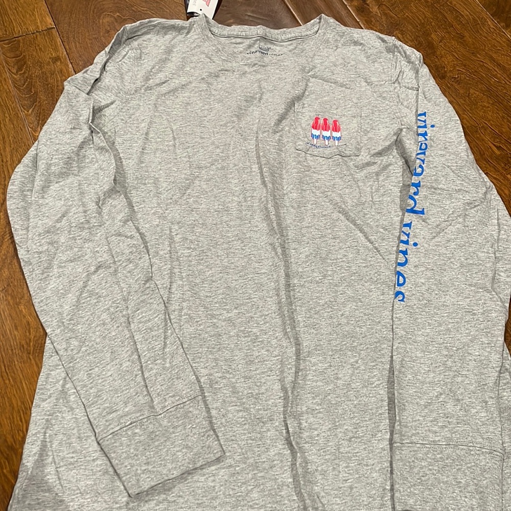 Womens small vineyard vines long sleeve tshirt. NWT